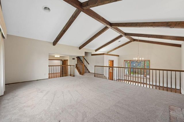15221 Crestview Lane, Minnetonka, MN 55345