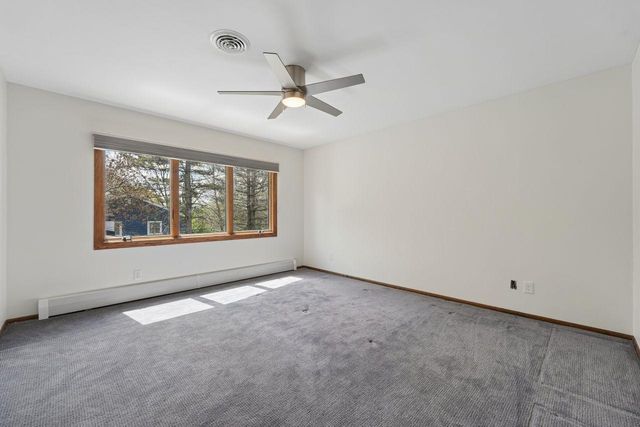 15221 Crestview Lane, Minnetonka, MN 55345