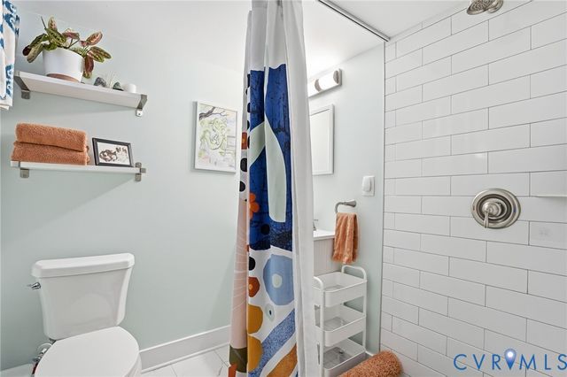 2814 W Grace St, Richmond, VA 23221