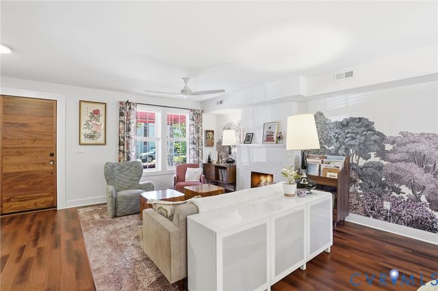 2814 W Grace St, Richmond, VA 23221