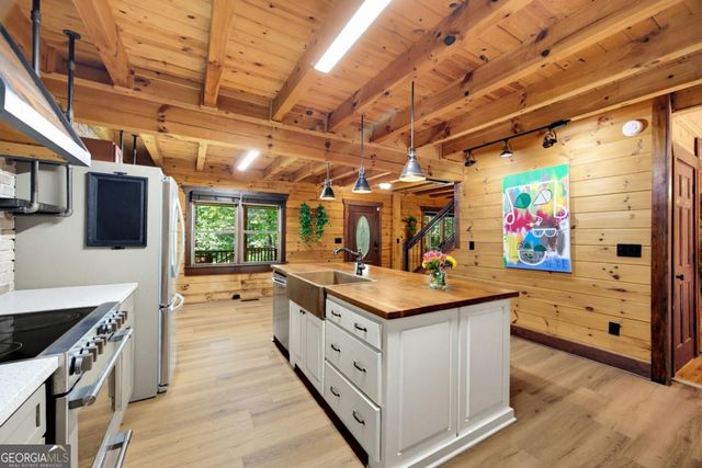 1448 Old County Farm Road, Dallas, GA 30132