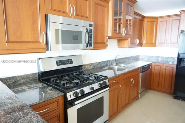 3140 S Ocean Dr 1510, Hallandale Beach, FL 33009
