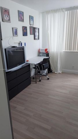 3140 S Ocean Dr 1510, Hallandale Beach, FL 33009