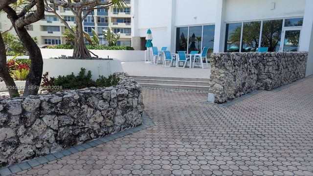 3140 S Ocean Dr 1510, Hallandale Beach, FL 33009