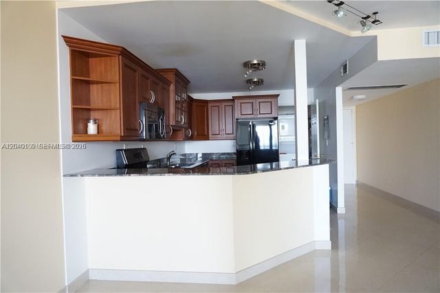 3140 S Ocean Dr 1510, Hallandale Beach, FL 33009
