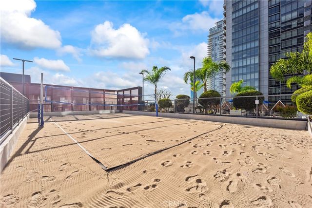 1100 S Grand A109, Los Angeles, CA 90015