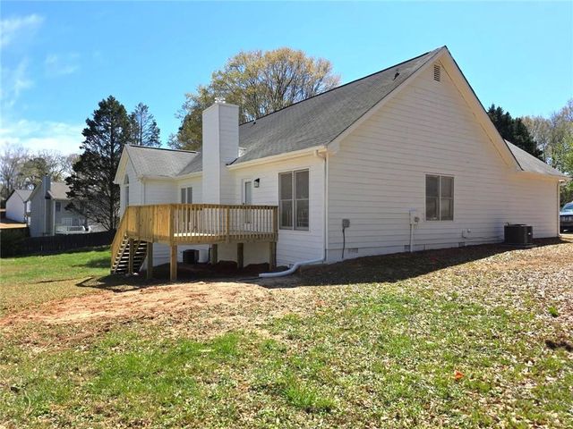 3610 Muskie Lane, Gainesville, GA 30504