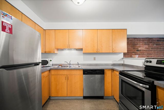 40 Elm Street B, Hartford, CT 06106
