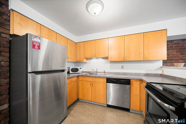 40 Elm Street B, Hartford, CT 06106