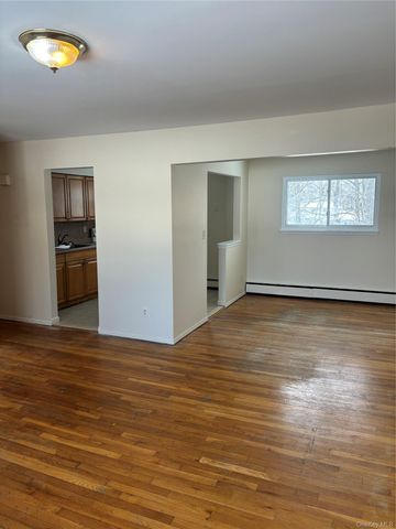 148 N 22nd Street 2 nd floor, Wheatley Heights, NY 11798