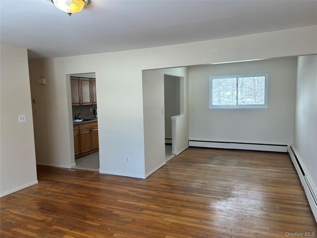 148 N 22nd Street 2 nd floor, Wheatley Heights, NY 11798
