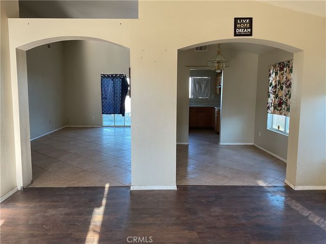 15536 Jojoba, Victorville, CA 92394