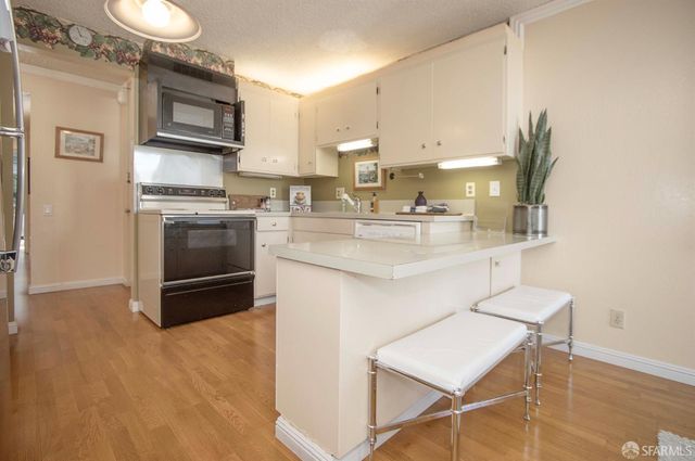 5080 Diamond Heights Boulevard A, San Francisco, CA 94131