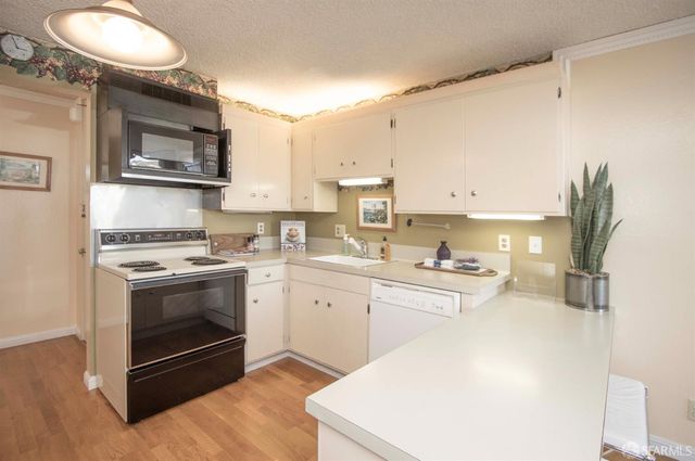 5080 Diamond Heights Boulevard A, San Francisco, CA 94131