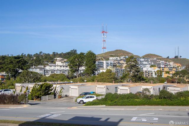 5080 Diamond Heights Boulevard A, San Francisco, CA 94131