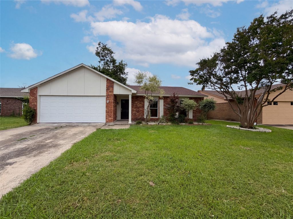 3920 Hunters Trail, Mesquite, TX 75150