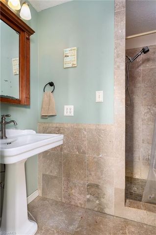 4958 Old US Highway 64, Lexington, NC 27292