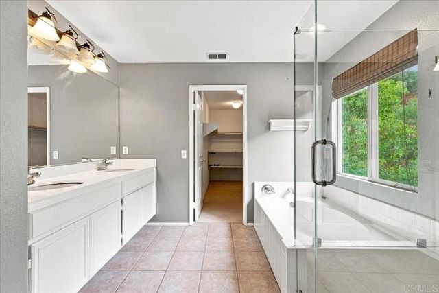 5014 Lake Circle Road, Fallbrook, CA 92028