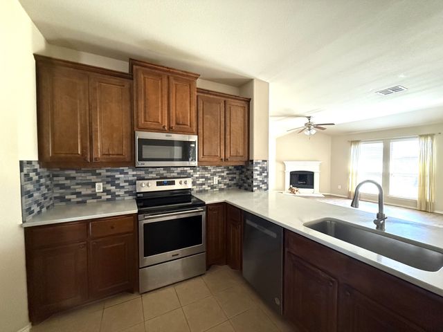 4809 Hidden Pond Drive, Frisco, TX 75036