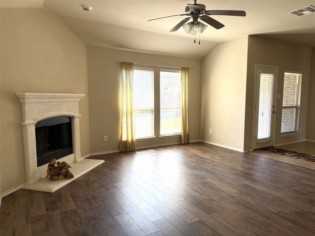4809 Hidden Pond Drive, Frisco, TX 75036