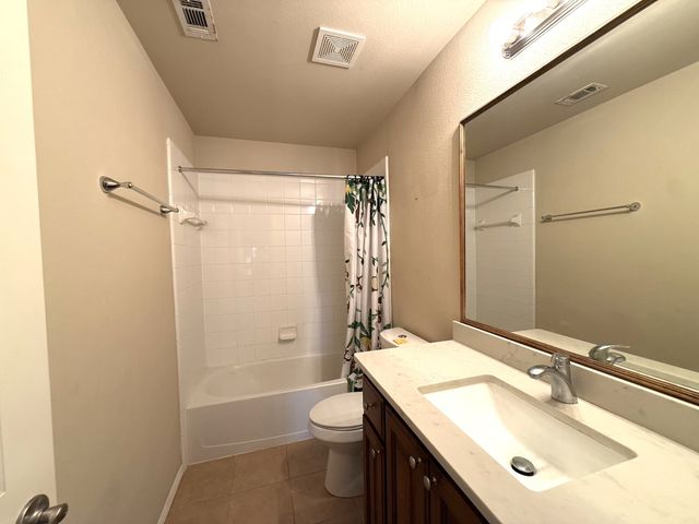 4809 Hidden Pond Drive, Frisco, TX 75036