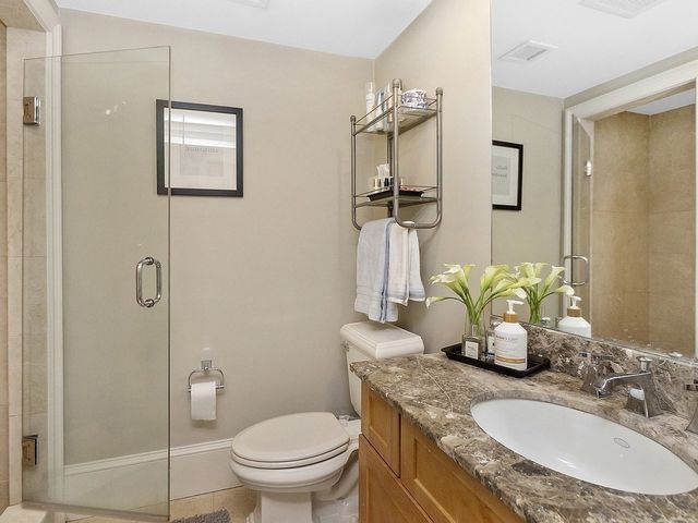 70 E Brookline St. 1, Boston, MA 02118