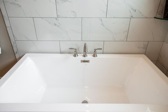 1014 Winchester DR, Nolanville, TX 76559