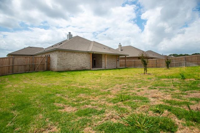 1014 Winchester DR, Nolanville, TX 76559