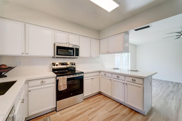 5132 W CORRINE Drive, Glendale, AZ 85304