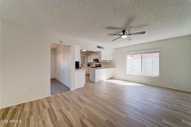 5132 W CORRINE Drive, Glendale, AZ 85304