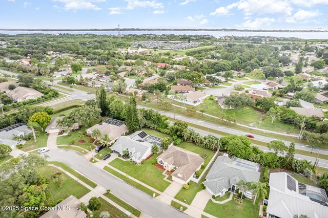459 Kimberly Drive, Melbourne, FL 32940