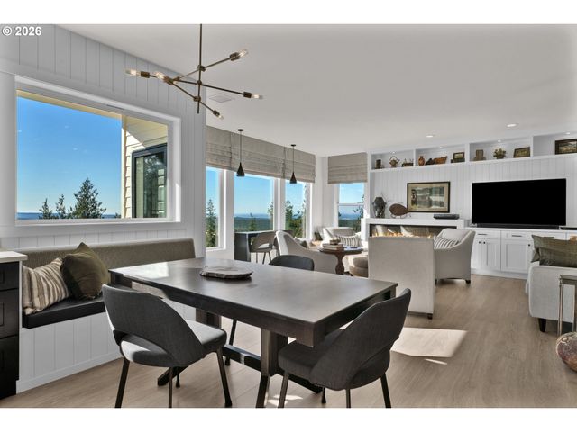 88620 OCEAN VIEW Ln, Florence, OR 97439