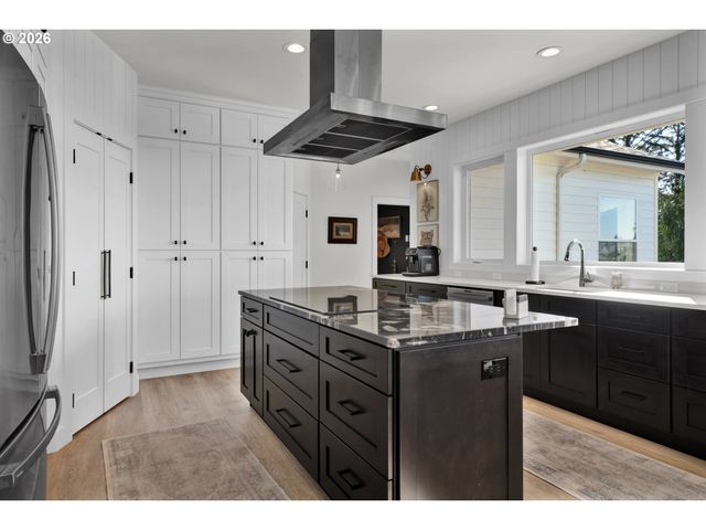 88620 OCEAN VIEW Ln, Florence, OR 97439