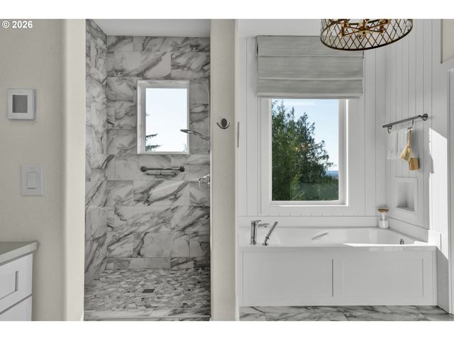 88620 OCEAN VIEW Ln, Florence, OR 97439