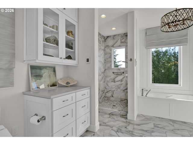 88620 OCEAN VIEW Ln, Florence, OR 97439