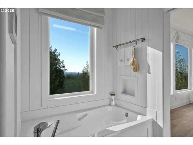 88620 OCEAN VIEW Ln, Florence, OR 97439