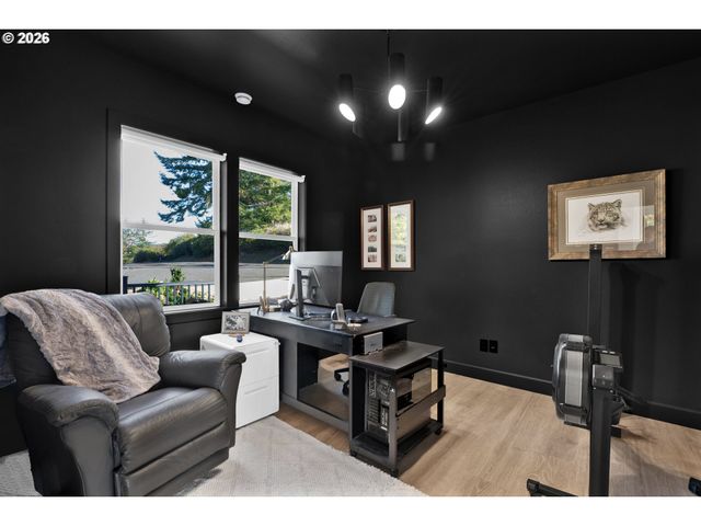 88620 OCEAN VIEW Ln, Florence, OR 97439