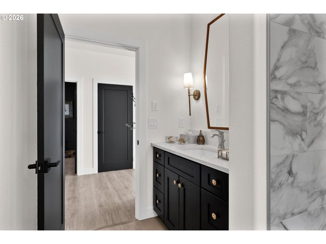 88620 OCEAN VIEW Ln, Florence, OR 97439