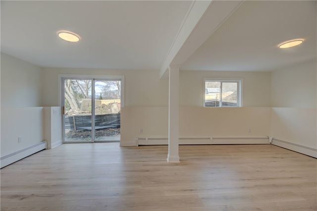 49 Meadow Sweet Trail, Narragansett, RI 02874