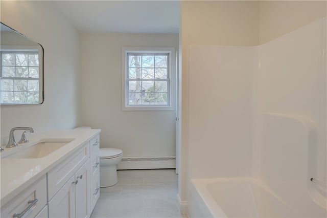 49 Meadow Sweet Trail, Narragansett, RI 02874