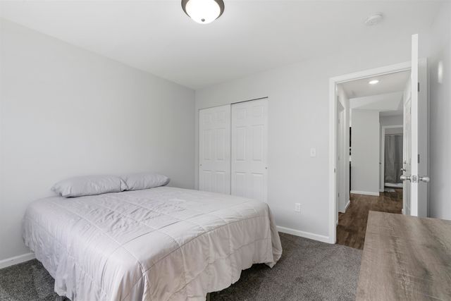 3213 14TH ST NW NW, Minot, ND 58703