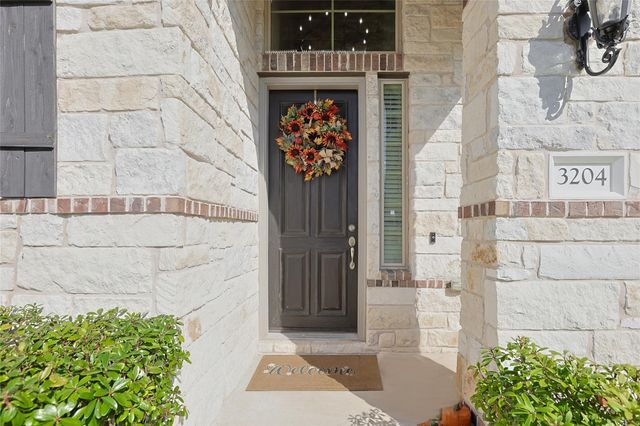 3204 Scenic Valley DR, Leander, TX 78641