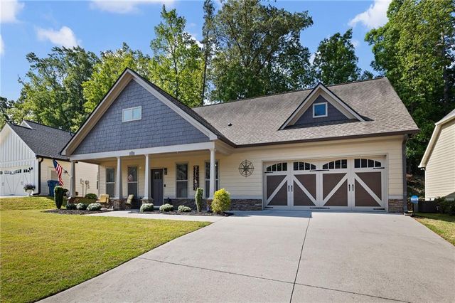 102 Kirk Drive, Dallas, GA 30132