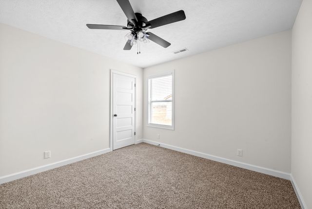 1188 Ross Farms Blvd, Clarksville, TN 37043