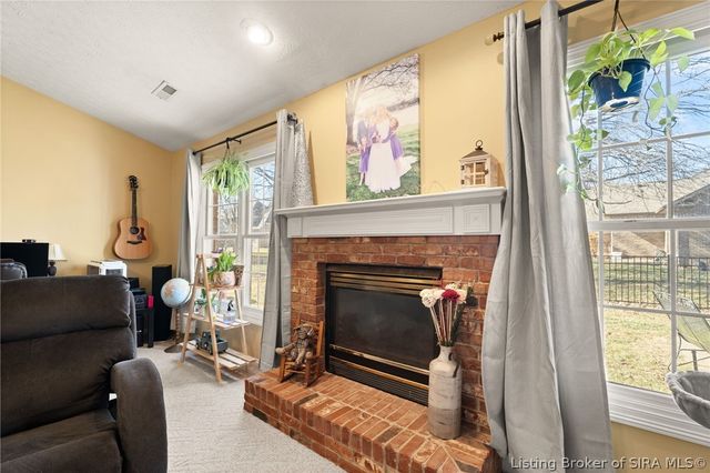 1711 Nole Drive, Jeffersonville, IN 47130