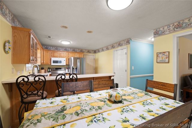 1711 Nole Drive, Jeffersonville, IN 47130