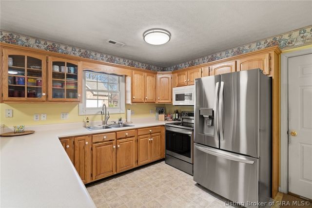 1711 Nole Drive, Jeffersonville, IN 47130