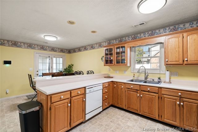 1711 Nole Drive, Jeffersonville, IN 47130