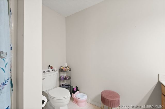 1711 Nole Drive, Jeffersonville, IN 47130