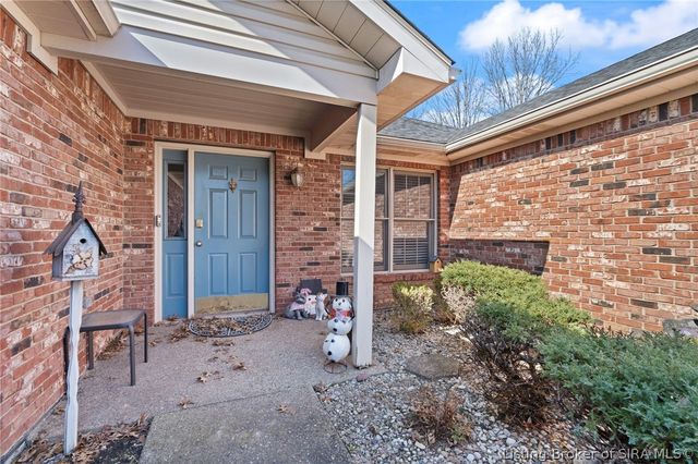 1711 Nole Drive, Jeffersonville, IN 47130